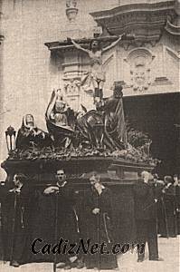 Cadiz:El calvario que se conserva en la Santa Cueva, procesionaba en los años 1940-50